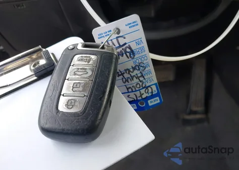 2014 Hyundai Sonata Se z USA, uszkodzony, nr VIN 5NPEC4AC4EH835669